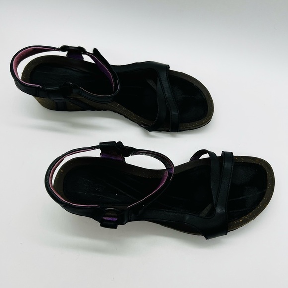 Teva Women’s Cabrillo Crossover Wedge Black Leather Sandals Size 9 - Picture 5 of 12